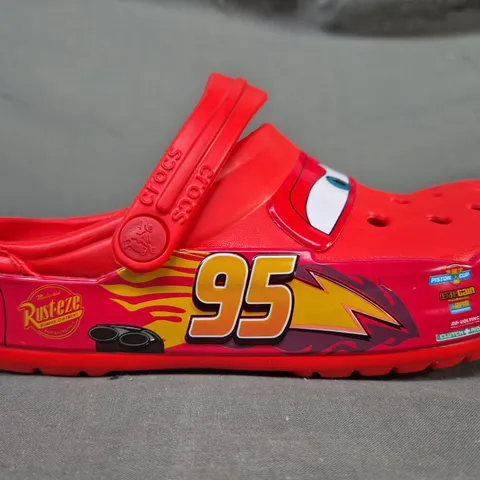 PAIR OF CROCS LIGHTNING MCQUEEN CROCBAND CLOGS UK SIZE M4/W5