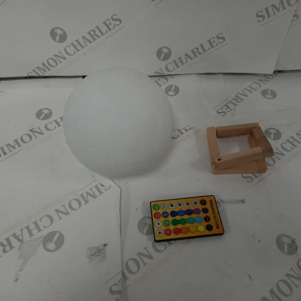 3D PRINTING MOON LIGHT