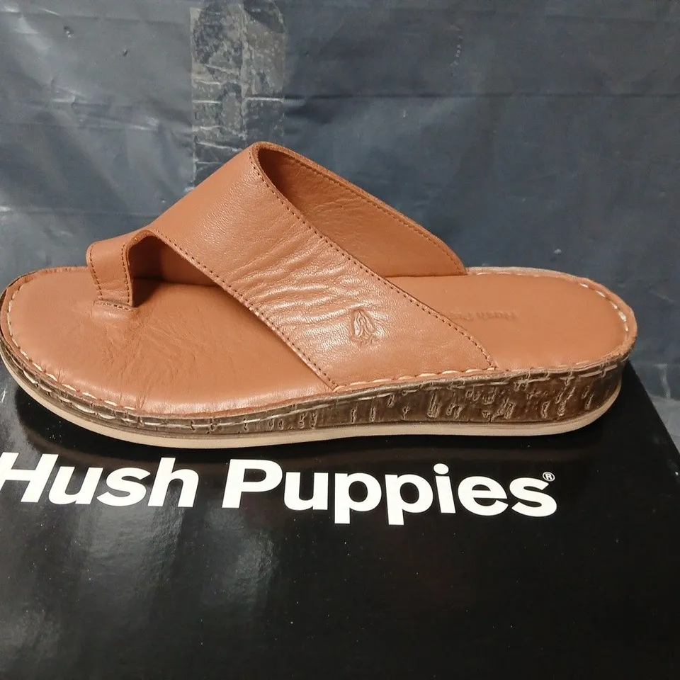 HUSH PUPPIES ELISSA TOE-POST SANDAL – TAN – WOMEN'S