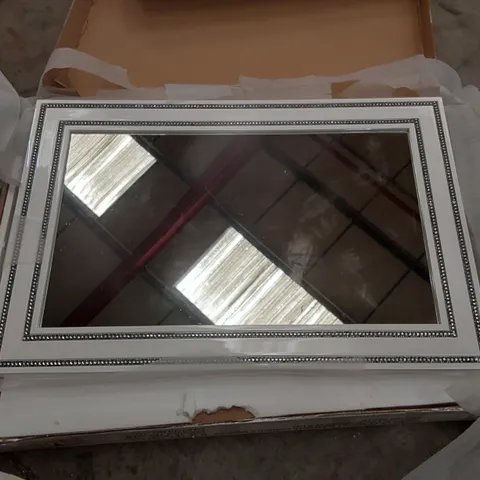 BOXED FURNITURE IN FASHION DIAMANTE CONSOLE MIRROR