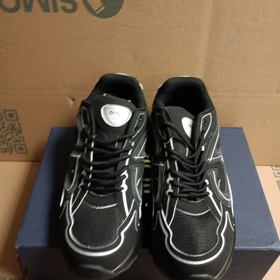 BOXED PAIR OF CHRISTAIN DIOR BLACK & WHITE SNEAKER – UK SIZE 43