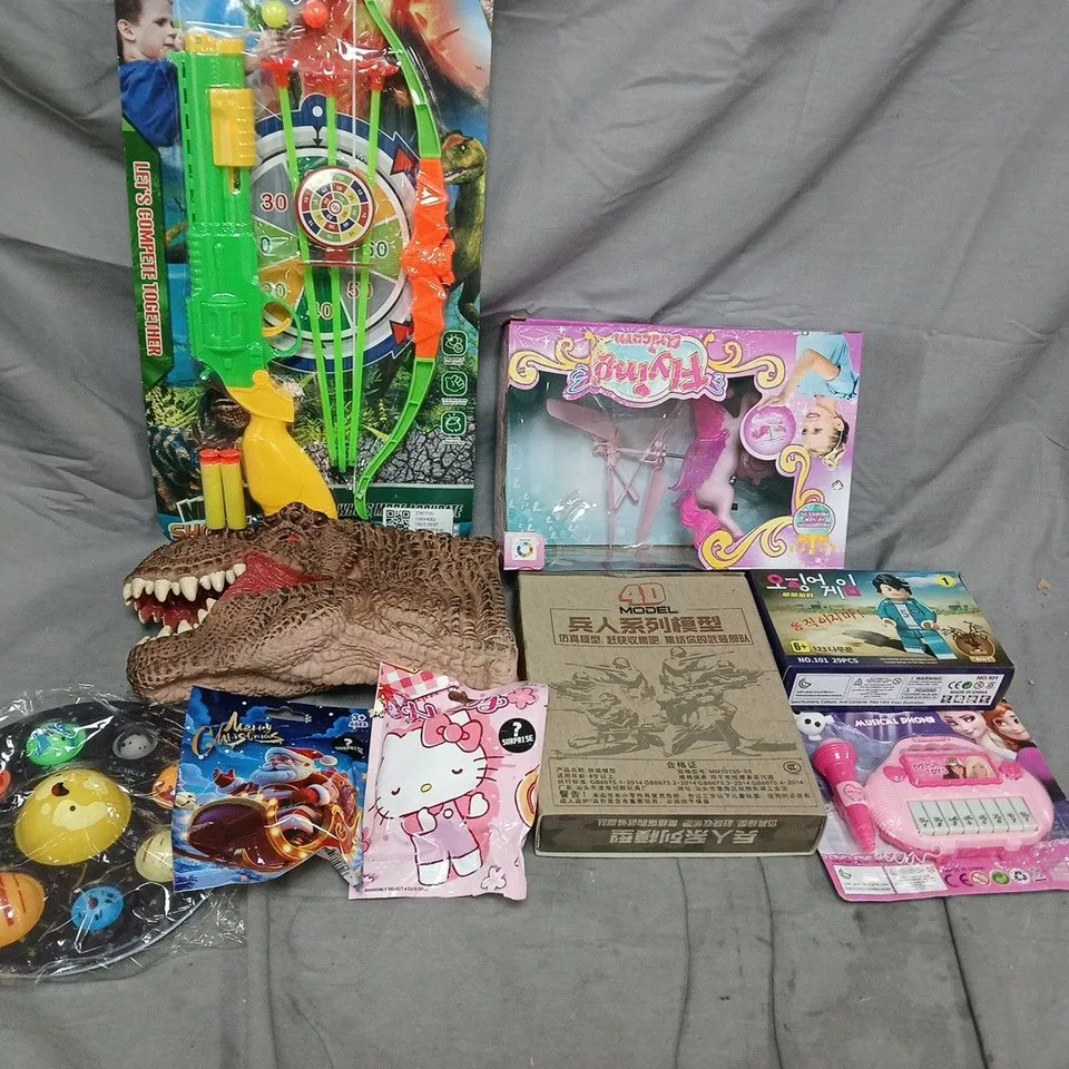 LARGE BOX OF ASSORTED TOYS AND GAMES TO INCLUDE HAND PUPPET, HELLO KITTY AND ARMY FIGURES