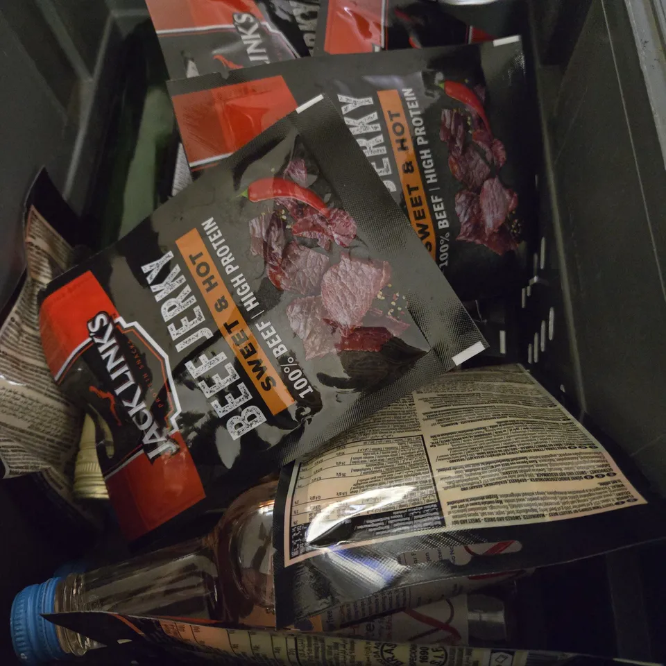 TOTE OF APPROXIMATELY 12 ASSORTED FOOD ITEMS TO INCLUDE - JACK LINKS BEEF JERKY , ROCHESTER DARK GINGER , WATER KEFIR 