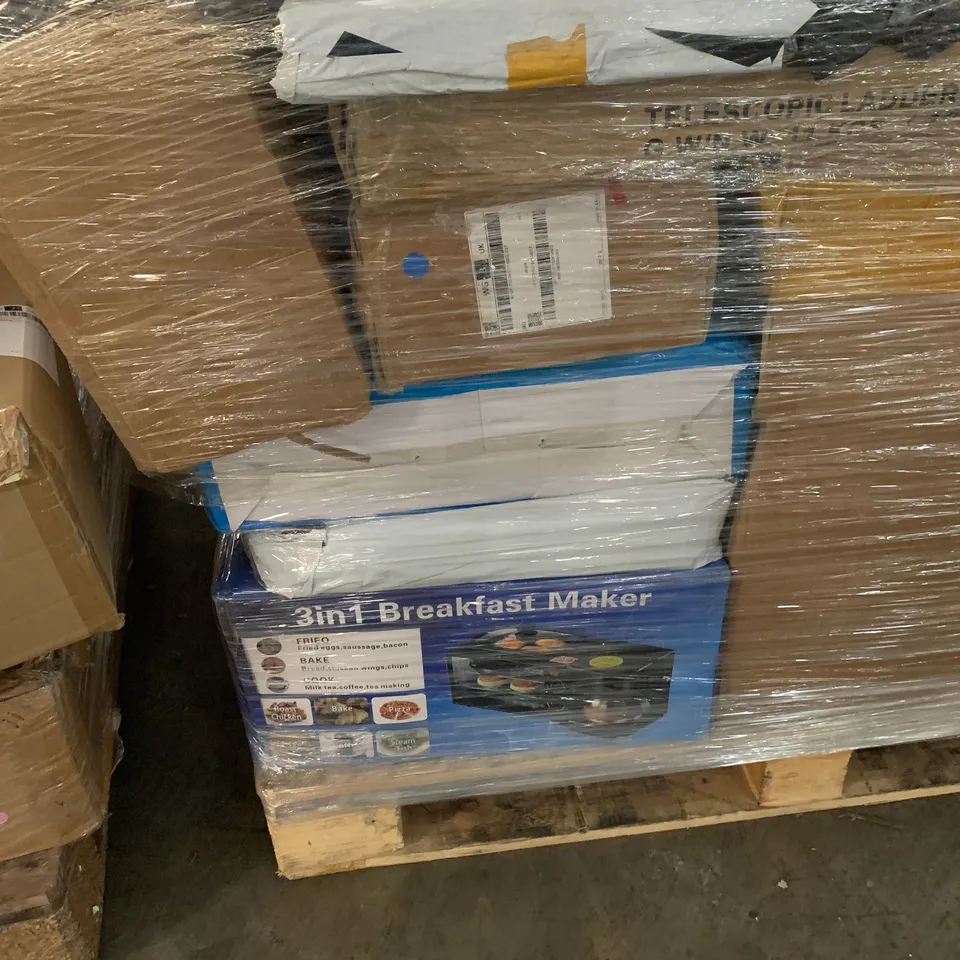 PALLET OF ASSORTED ITEMS TO INCLUDE BREAKFAST MAKER, WALLPAPER AND BABY MATS