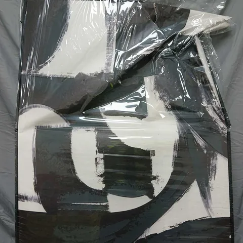 BLACK/WHITE LINES PRINTED CANVAS 