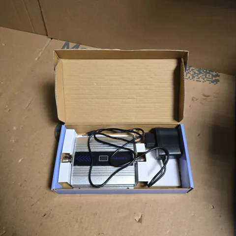 WI-FI REPEATER / RANGE EXTENDER – BOXED