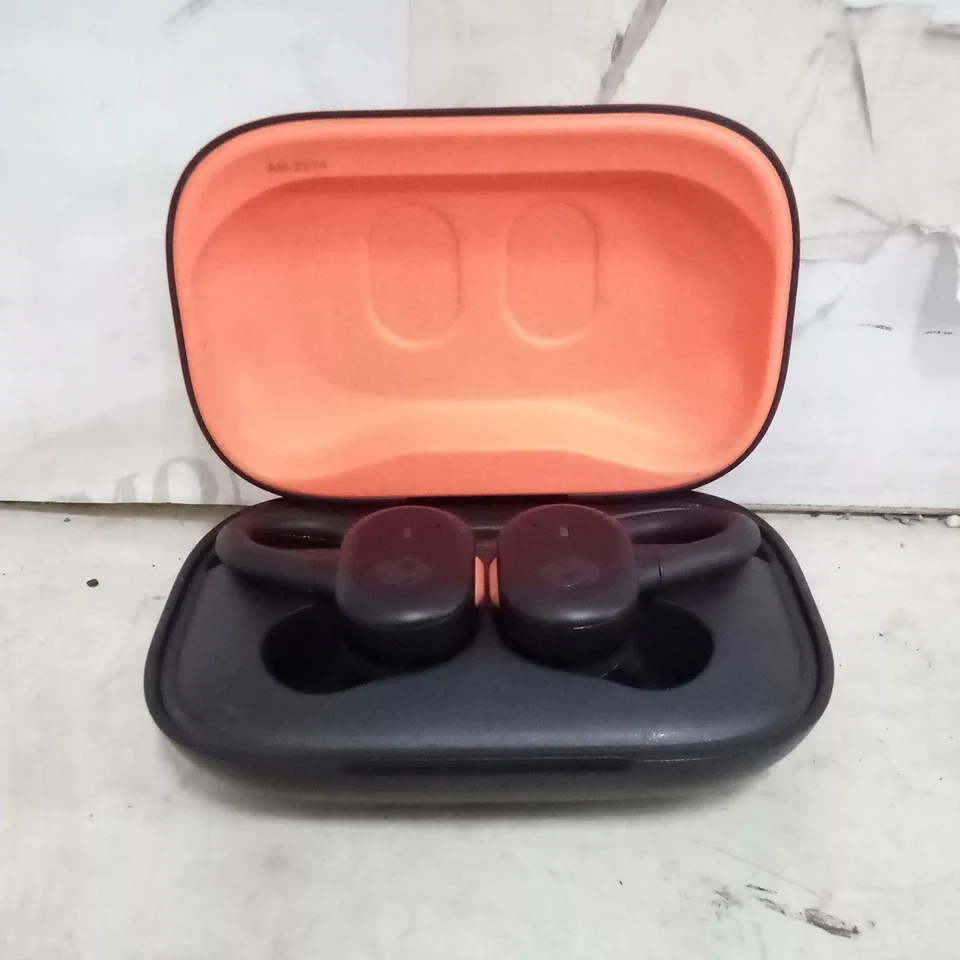 BOXED SKULLCANDY VOICE CONTROL BLUETOOTH EARBUDS 