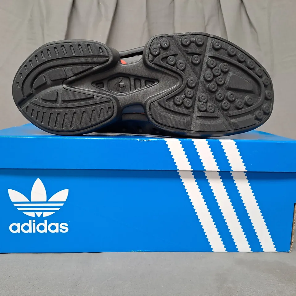 BOXED PAIR OF ADIDAS ADIFOM CLIMACOOL SHOES IN BLACK/BLUE UK SIZE 9