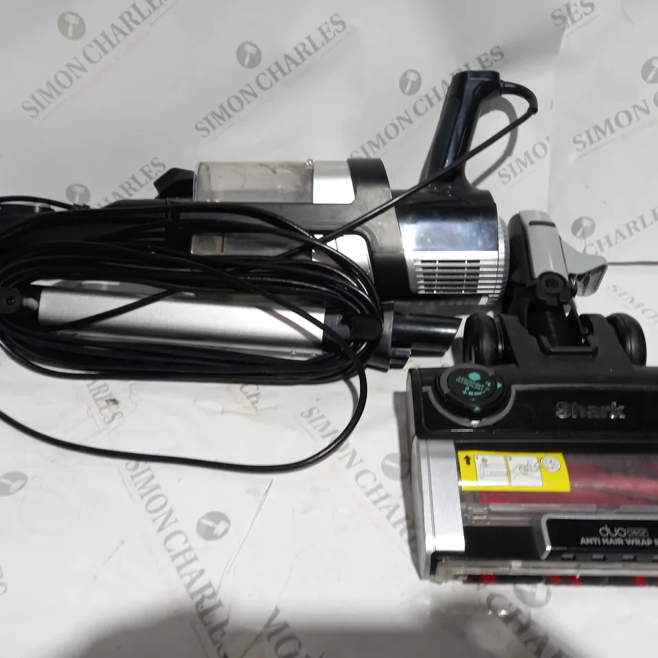 SHARK STRATOS ANTI HAIR WRAP PET PRO VACUUM CLEANER HZ3000UKT