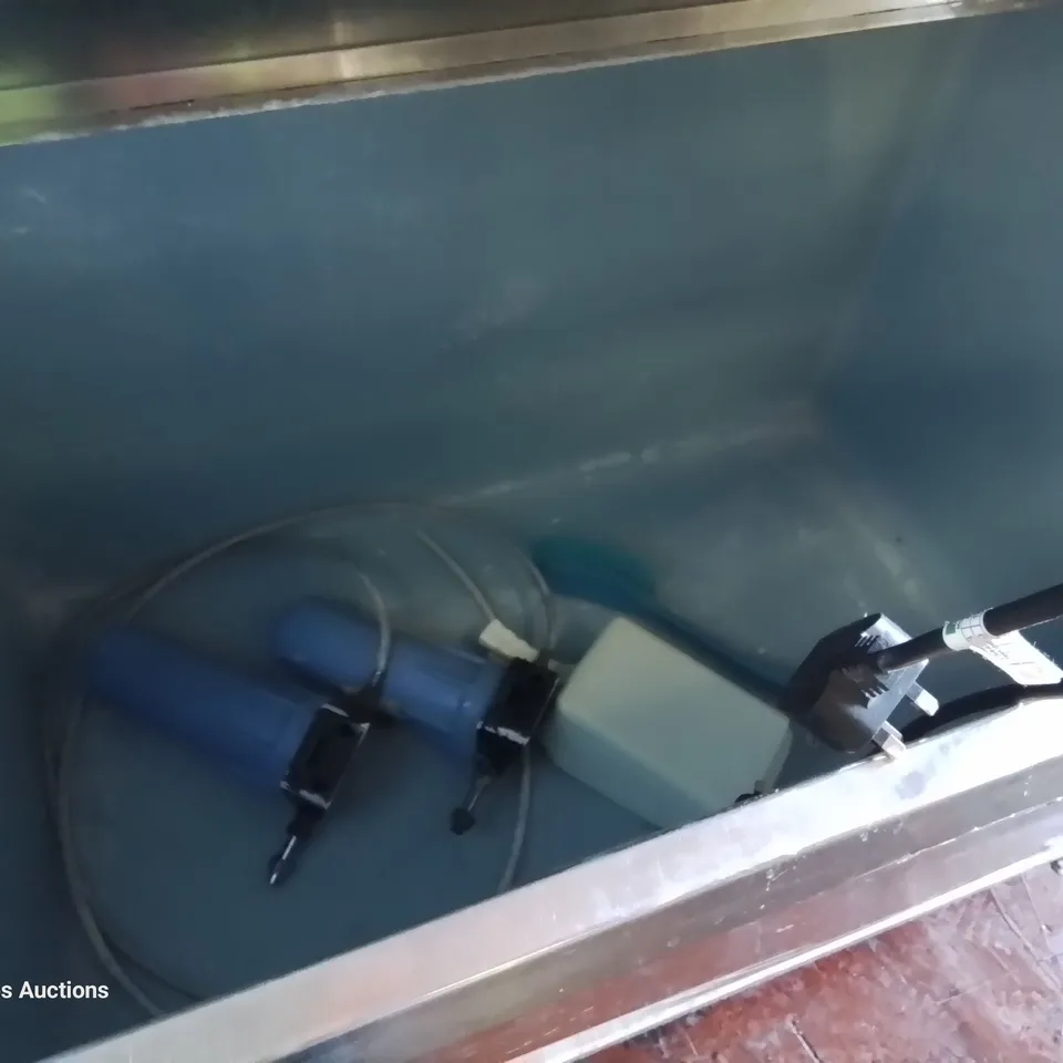 DOUBLE ICE MAKER ON FOLLETT ICE STORAGE BIN
