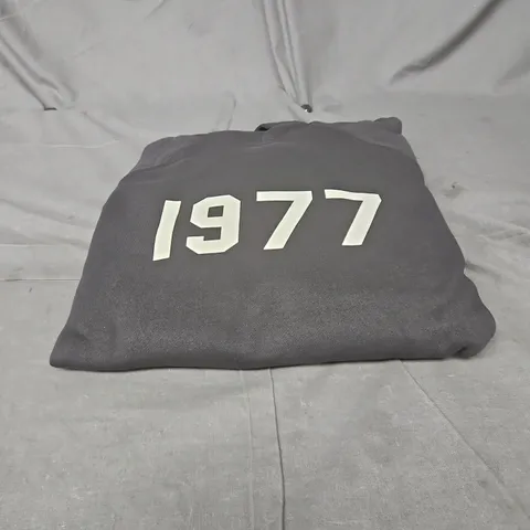 ESSENTIALS FEAR OF GOD HOODIE IRON MEDIUM