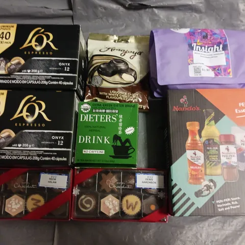 LOT OF 8 ASSORTED FOOD ITEMS TO INCLUDE NANDOS PERI ESSENTIALS, LOR ESPRESSO PODS AND COFFEE BEANS