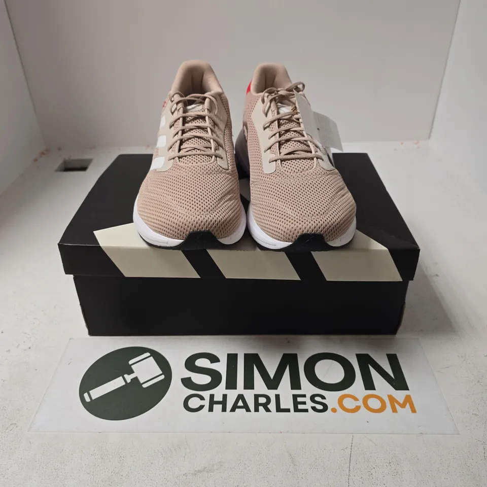 BOXED PAIR OF ADIDAS RESPONSE RUNNER U TRAINERS IN BEIGE - UK 10.5