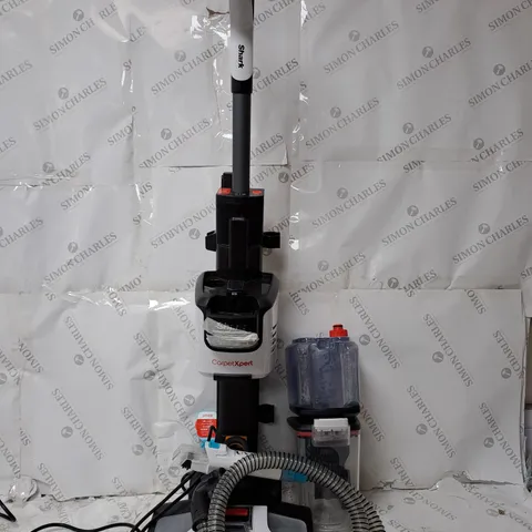 SHARK CARPET XPERT DEEP CARPET CLEANER & BUILT IN STAIN STRIKER EX200UK - COLLECTION ONLY