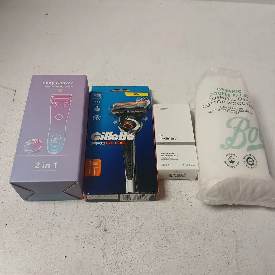 APPROXIMATELY 12 ASSORTED HEALTH & BEAUTY PRODUCTS TO INCLUDE GILLETTE POWERGLIDE, LADY SHAVER, THE ORDINARY AZELAIC ACID SUSPENSION, ETC - COLLECTION ONLY