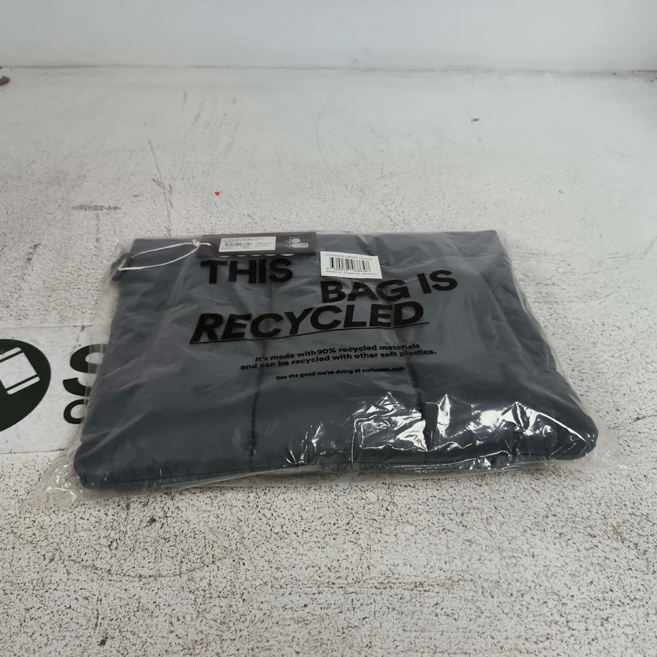 BOX OF APPROXIMATELY 20 CLOUDLITE LAPTOP CLUTCH