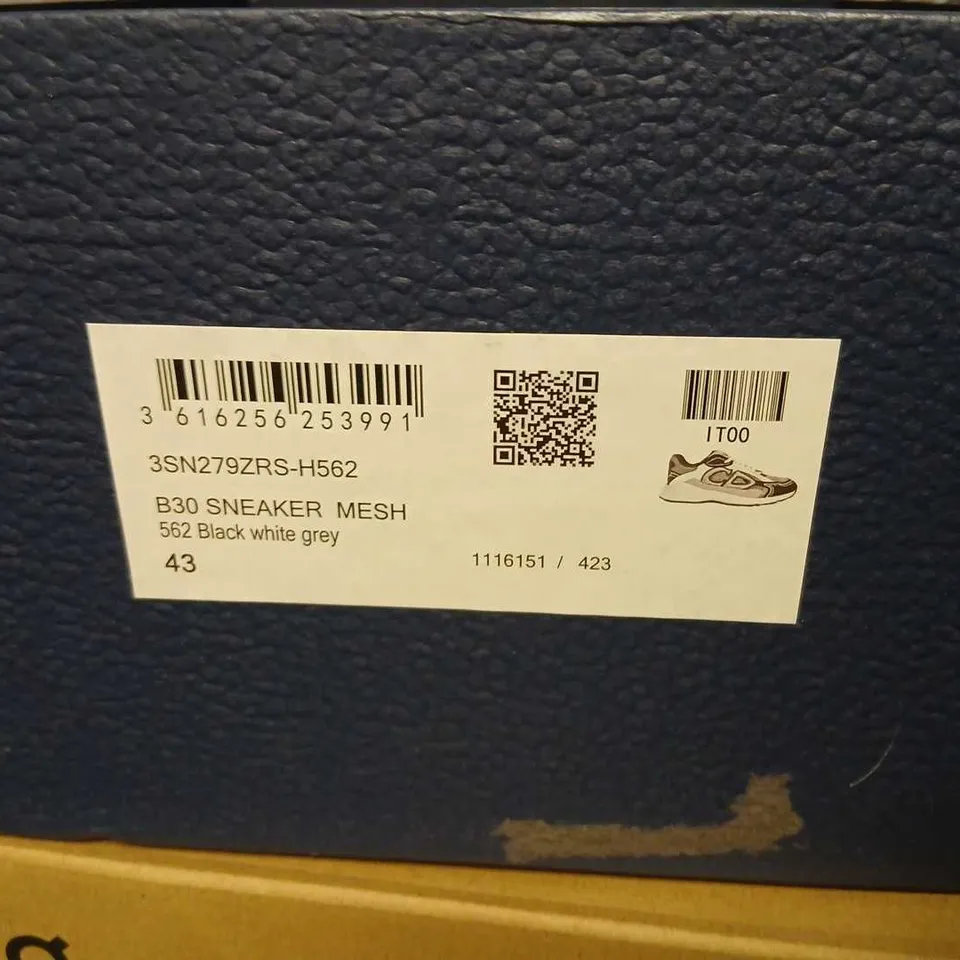 DIOR B30 SNEAKER MESH – BLACK/WHITE/GREY, EU 43 (UK 9)