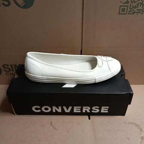 BOXED PAIR OF CONVERSE WOMEN'S CHUCK TAYLOR ALL STAR DAINTY BALLERINA WHITE LEATHER SHOES - 7