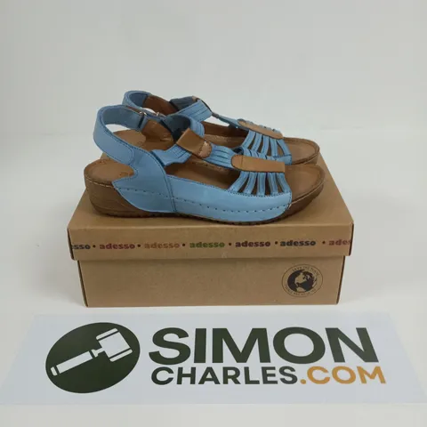BOXED PAIR OF ADESSO OPEN TOES SANDALS IN BLUE - SIZE 40