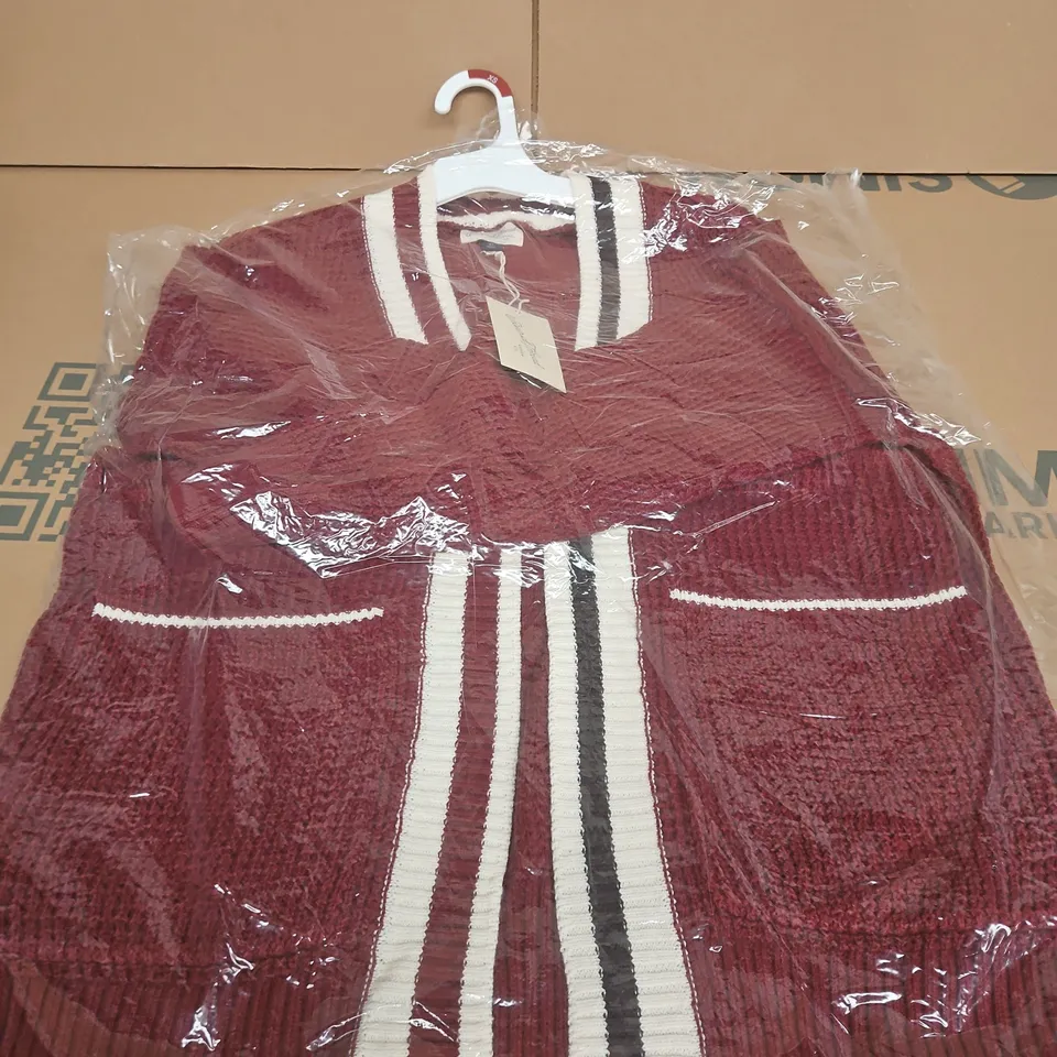 UNIVERSAL THREAD BURGUNDY CARDIGAN SWEATER – SIZE XS