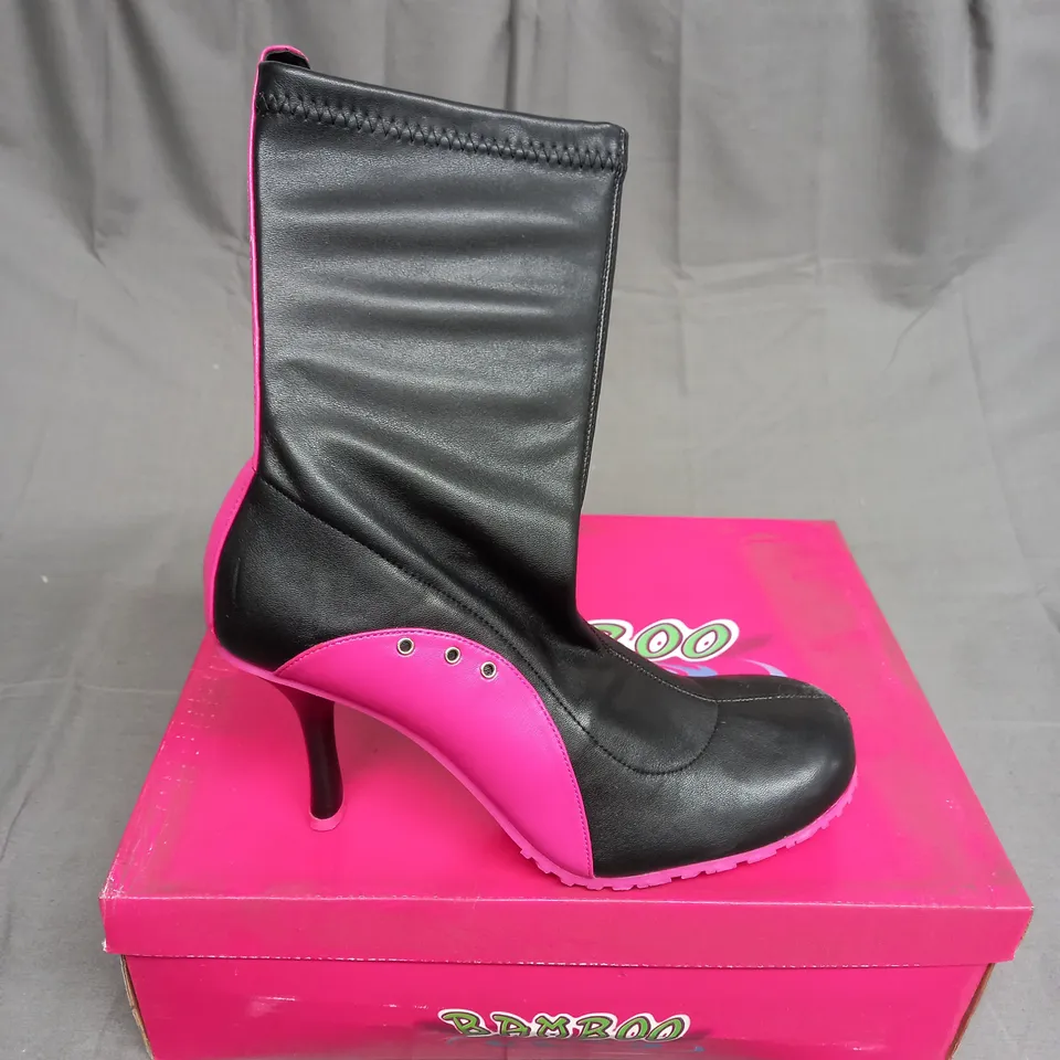 BOXED BAMBOO LEATHER BALLER HIGH HEEL SHOES IN PINK AND BLACK SIZE 8.5