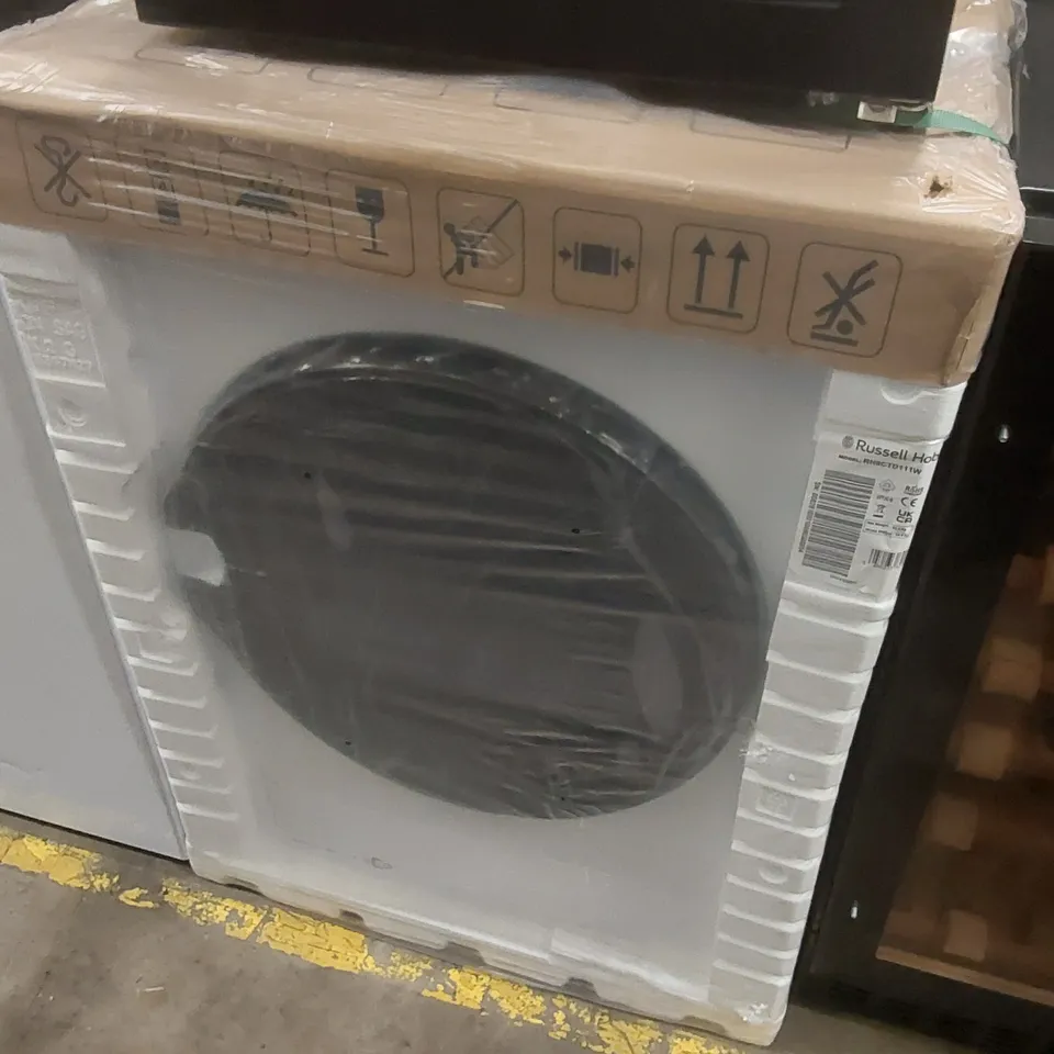 RUSSELL HOBBS
RH8CTD111W 11 SERIES, 8KG CONDENSER DRYER IN WHITE