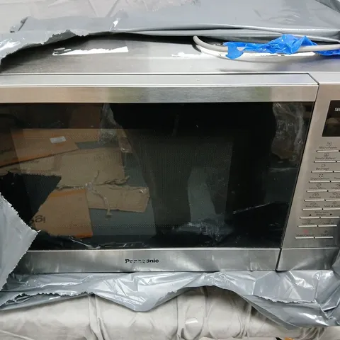 PANASONIC NN-ST48KSBPQ SOLO MICROWAVE