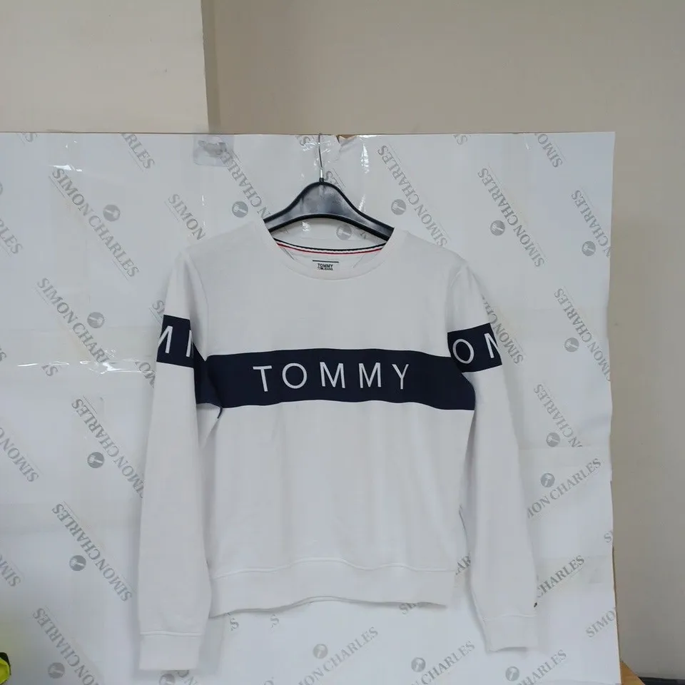 TOMMY HILFIGER JUMPER WHITE SIZE MEDIUM