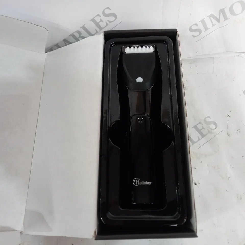 BOXED HATTEKER HAIR TRIMMER IN BLACK