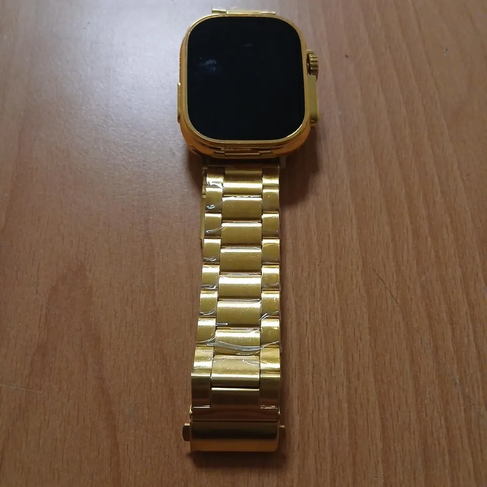 GOLD-TONE SMARTWATCH WITH SQUARE FACE AND LINK BRACELET – UNBRANDED