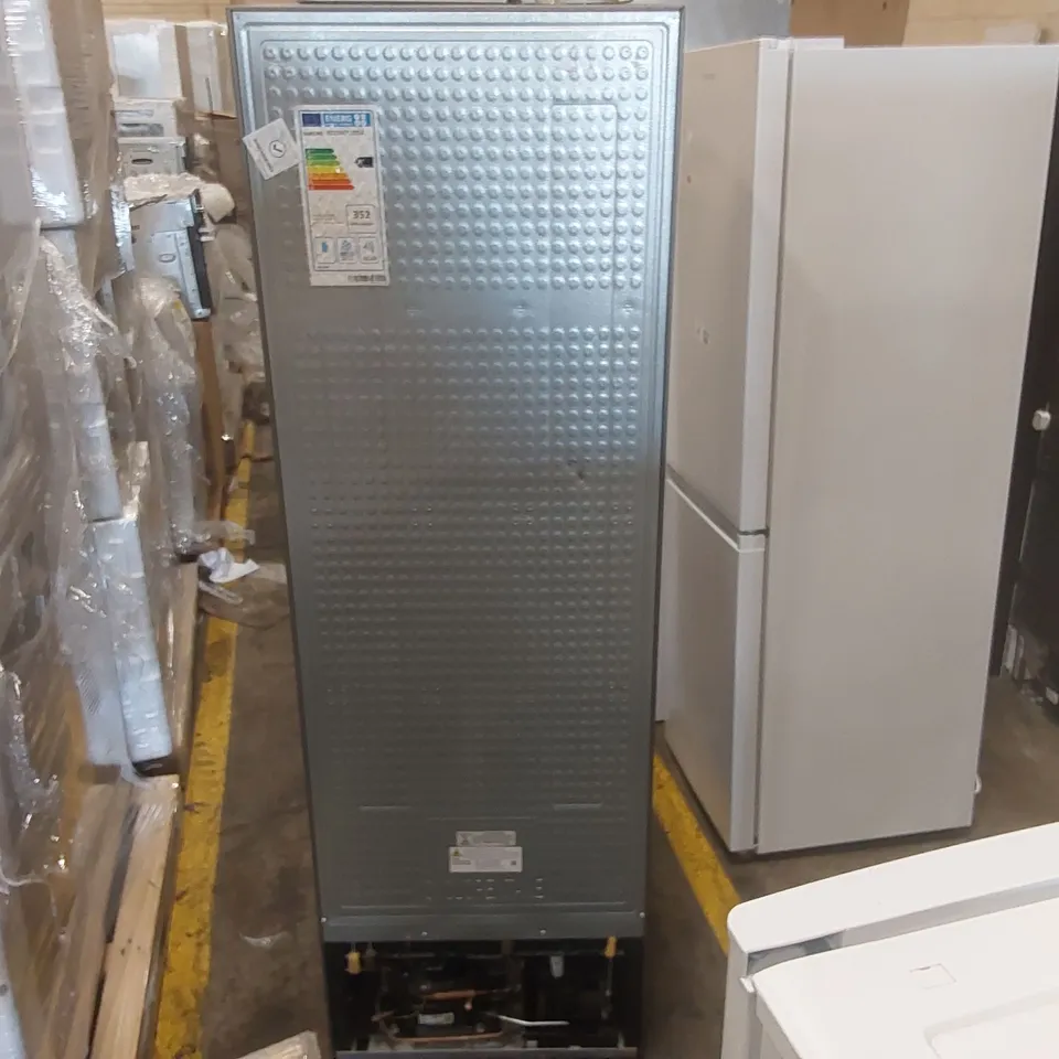 SAMSUNG RZ32M7120SA TALL FREEZER - METAL GRAPHITE
