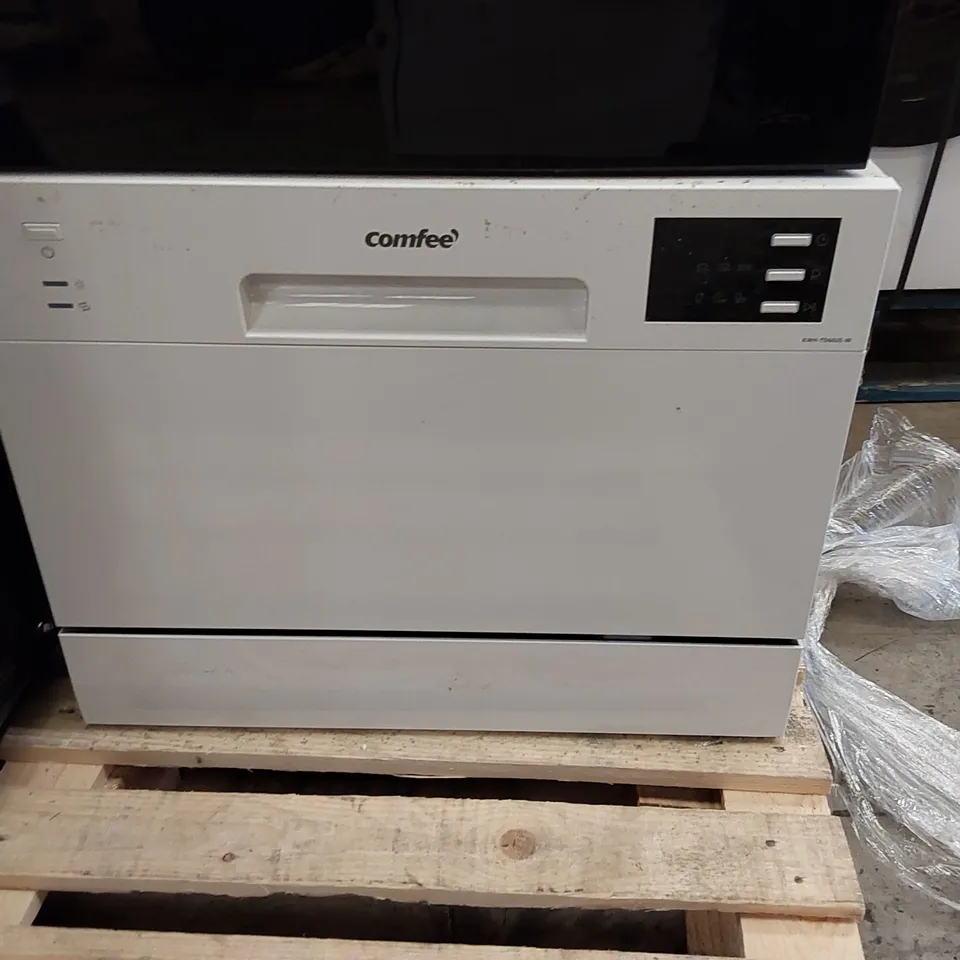 COMFEE' KWH-TD602E-W FREESTANDING COMPACT DISHWASHER, LED DISPLAY, 6.5 LITERS, WHITE