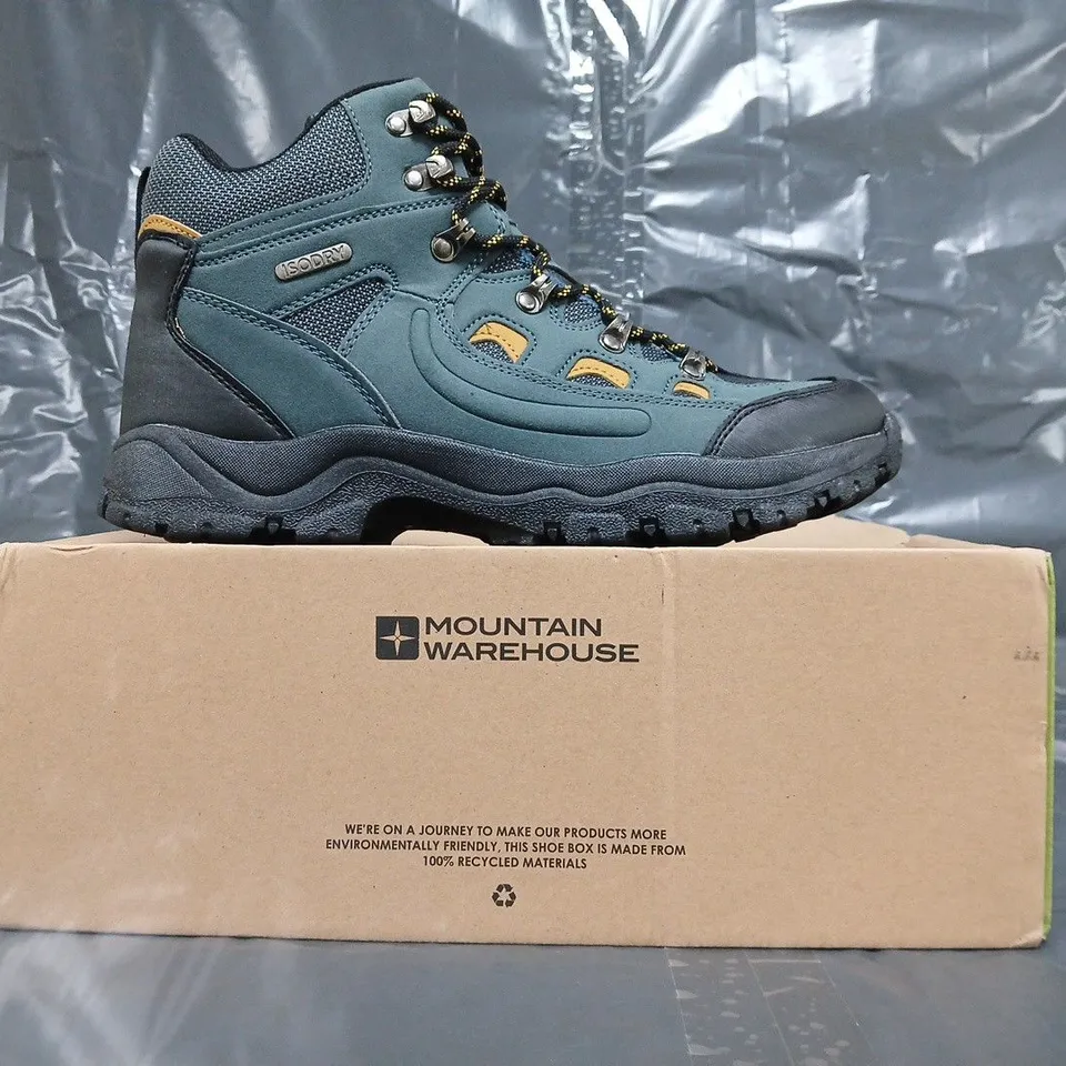BOXED PAIR OF MOUNTAIN WAREHOUSE ADVENTURER WATERPROOF HIKING BOOTS IN BLUE SIZE UK 9