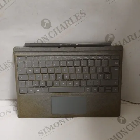 MICROSOFT 1725 SURFACE PRO COVER KEYBOARD