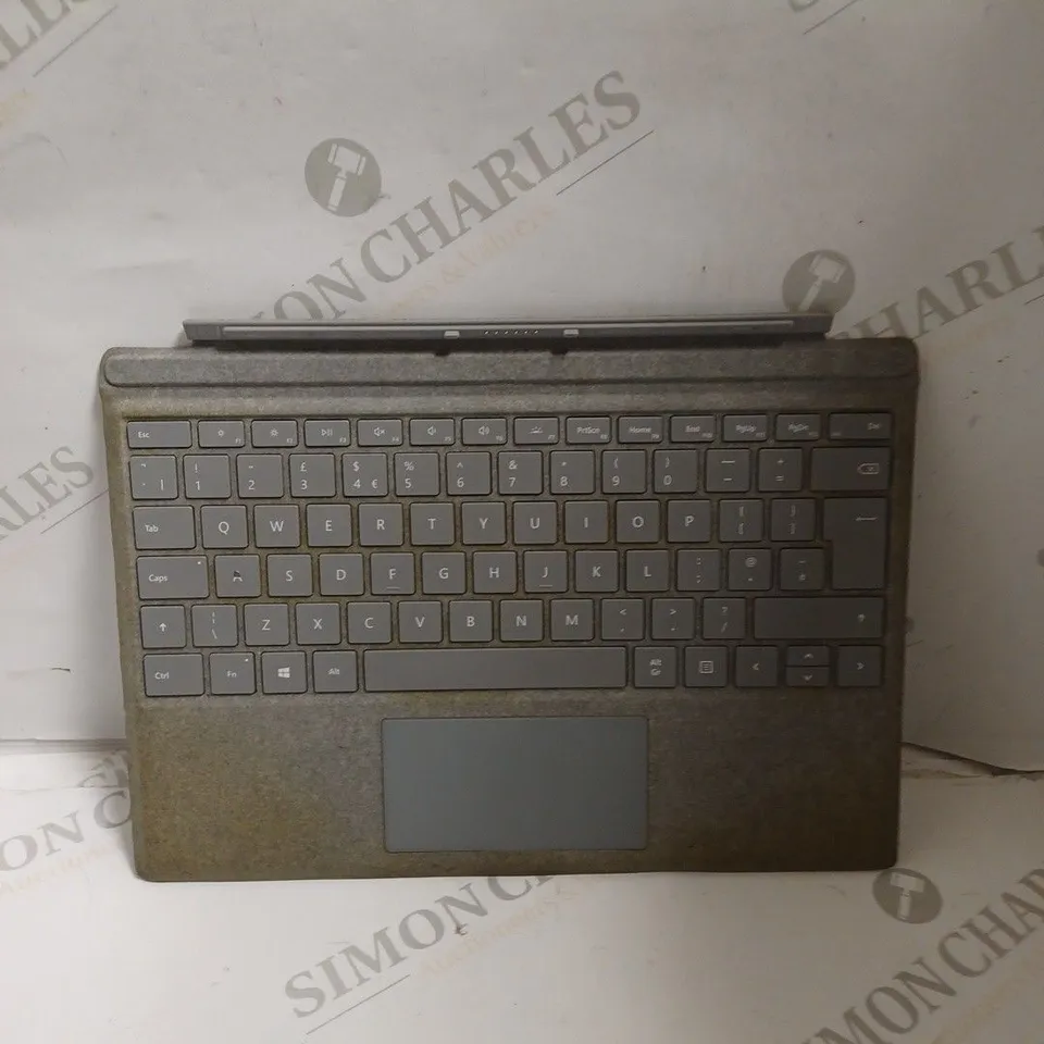 MICROSOFT 1725 SURFACE PRO COVER KEYBOARD