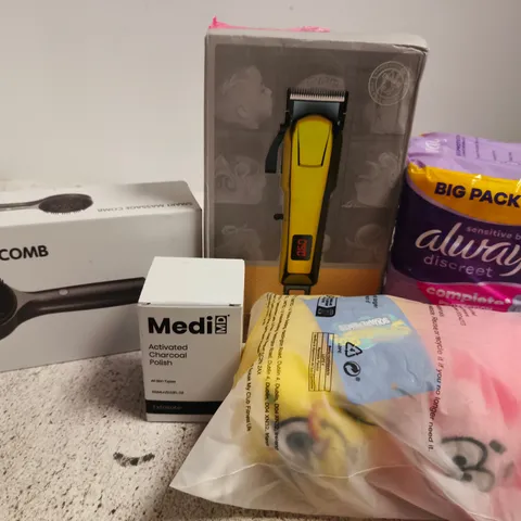 APPROX 12 ASSORTED BEAUTY PRODUCTS TO INCLUDE SMART MASSAGE COMB, ALWAYS PADS, MEDIMD CHARCOAL POLISH, ETC