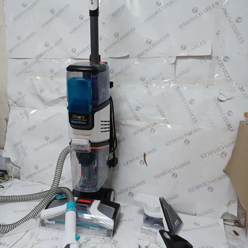 SHARK CARPET XPERT DEEP CARPET CLEANER & BUILT IN STAIN STRIKER EX200UK - COLLECTION ONLY