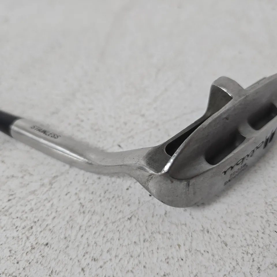 MALIBU CHIPPING WEDGE GOLF CLUB – CHROME FINISH