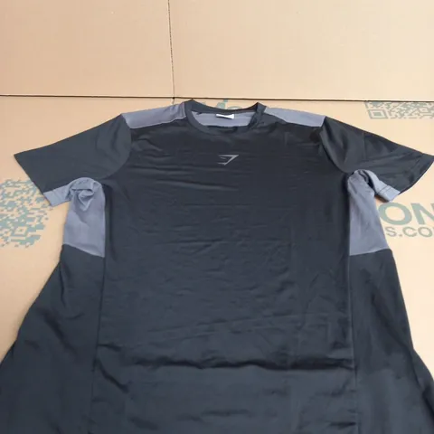 GYMSHARK BLACK AND GREY GYMTOP SIZE M