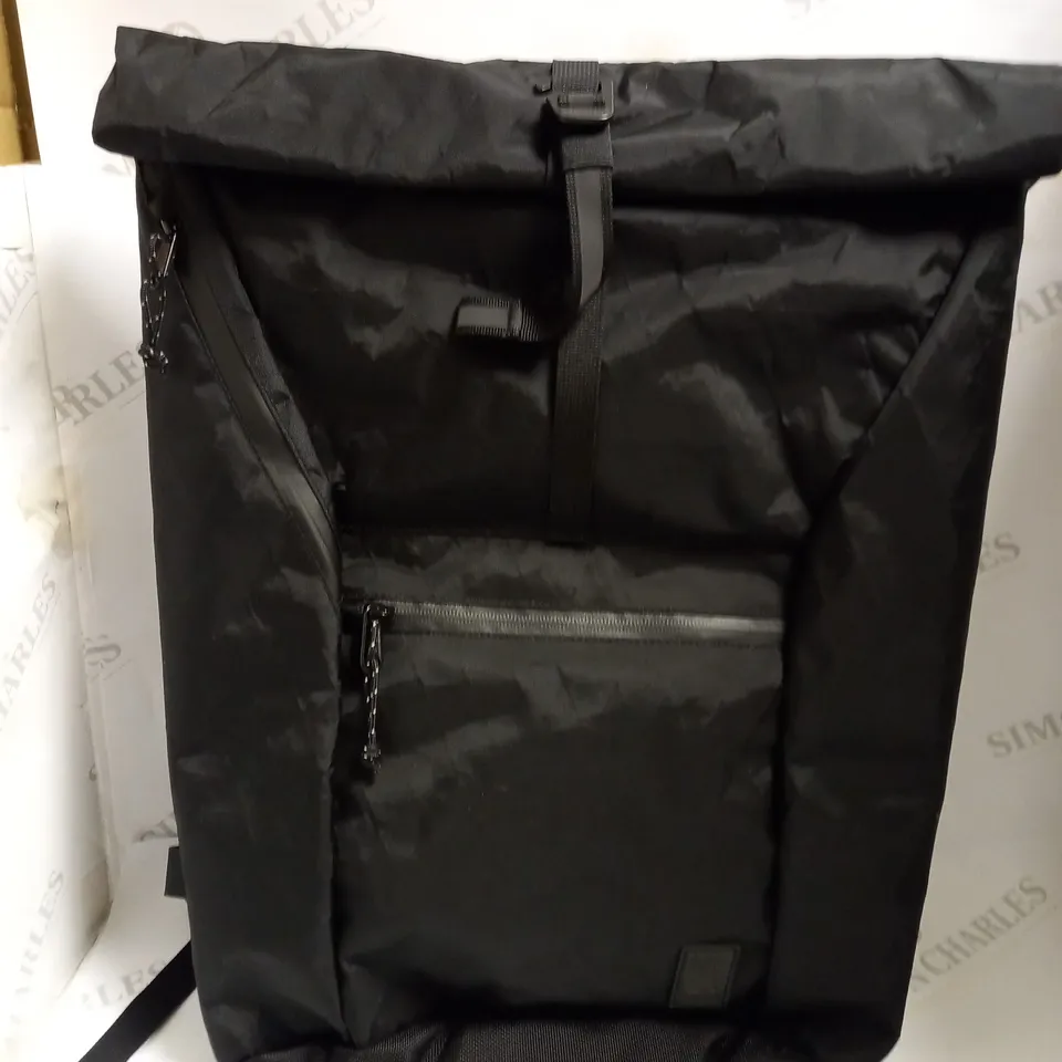 CHROME YALTA 3.0 BACKPACK - BLACK