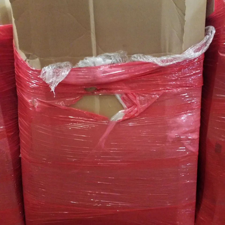 PALLET CONTAINING ASSORTED PRODUCTS INCLUDING CEILING FAN WITH LIGHT, PULL UP BAR, VACUUM STAND, GARDEN SHEARS & SEAT COMFORT CUSHION