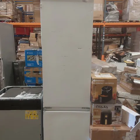 AEG SCE81928TS INTEGRATED A++ 70/30 FROST FREE FRIDGE FREEZER