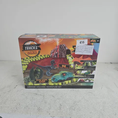 TOTALLY TRACKS DINO JURASSIC VOLCANIC ADVENTURE SET 