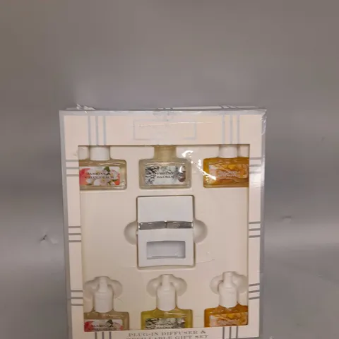 BOXED HOMEWORX BY HARRY SLATKIN & CO. SET OF 6 PLUG IN REFILLS