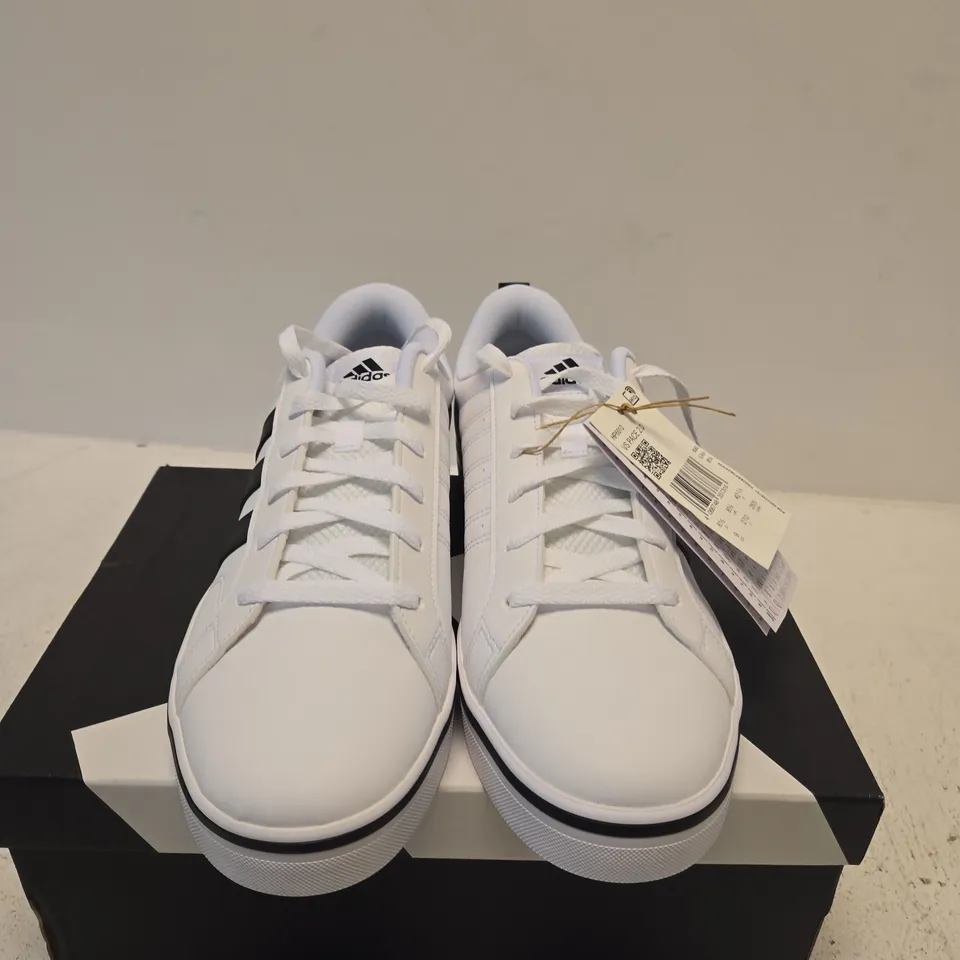 BOXED ADIDAS VSPACE 2.0 WHITE TRAINERS – UK 8.5