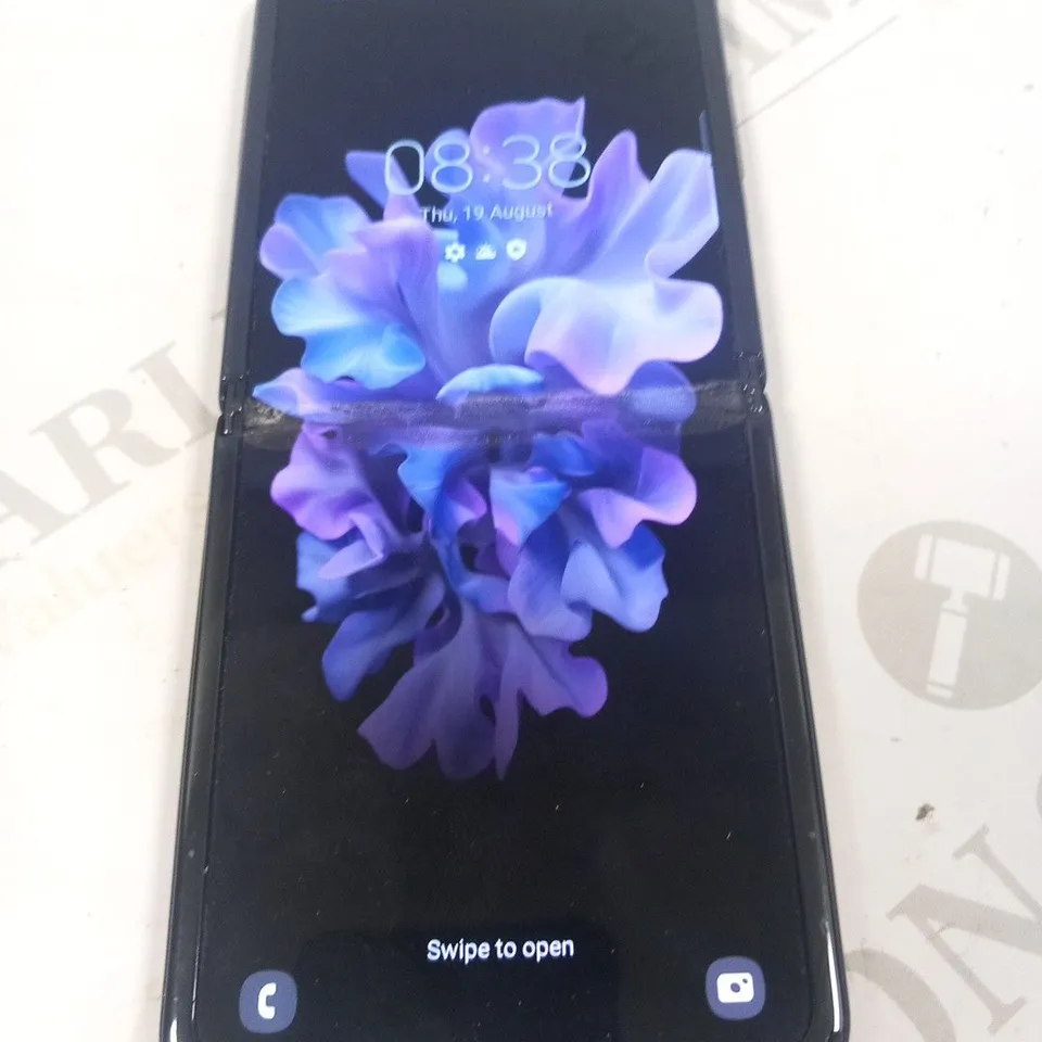 SAMSUNG GALAXY Z FLIP MOBILE PHONE