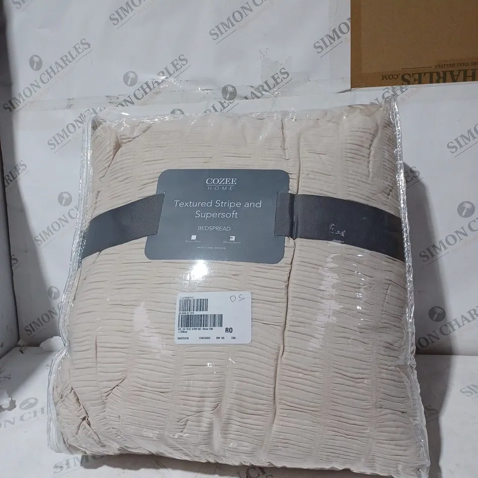 SUPERSOFT BY COZEE HOME TEXTURED STRIPE BEDSPREAD WITH CONTRAST BORDER - STONE // SIZE: 250 X 260CM