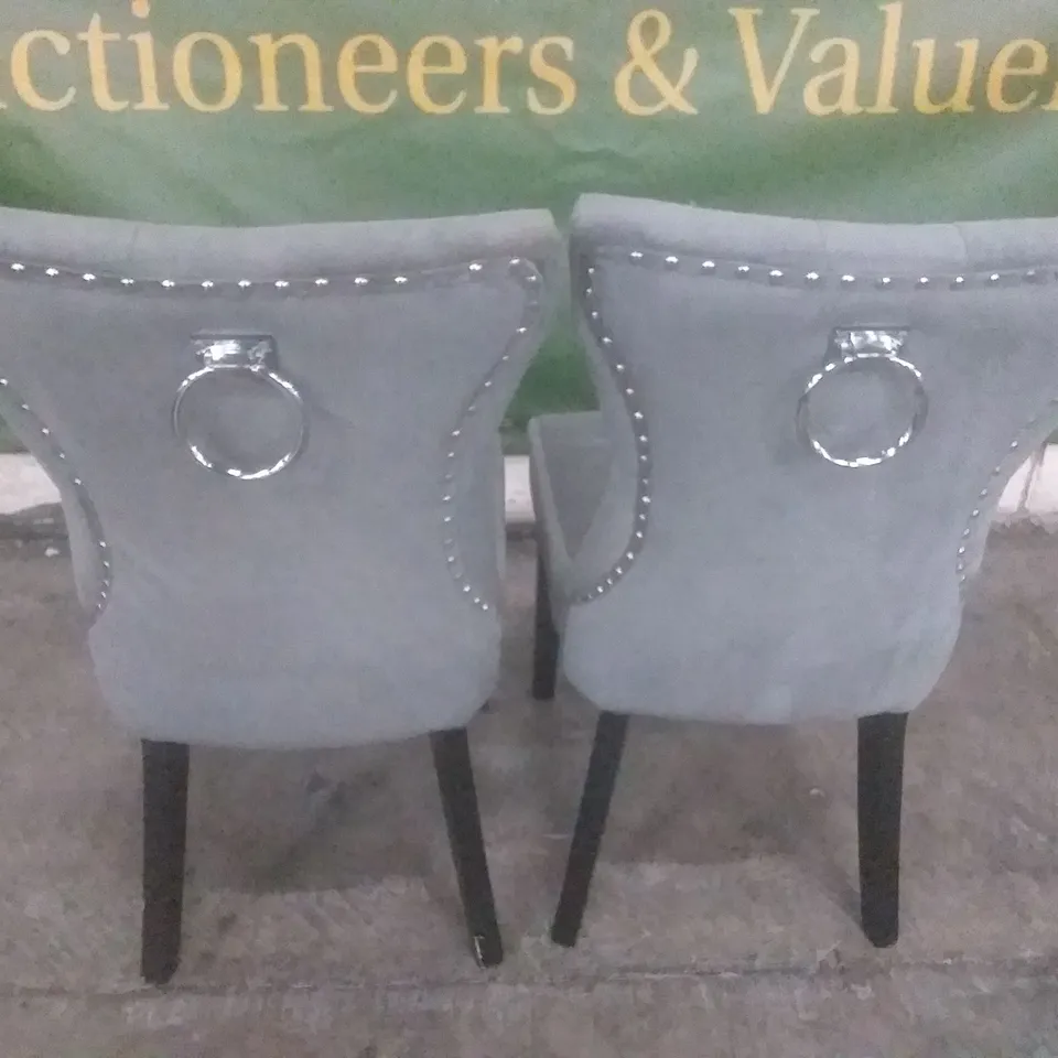 SET OF 2 NEW KENSINGTON GREY VELVET BUTTON BACK DINING CHAIR (BLACK LEG)
