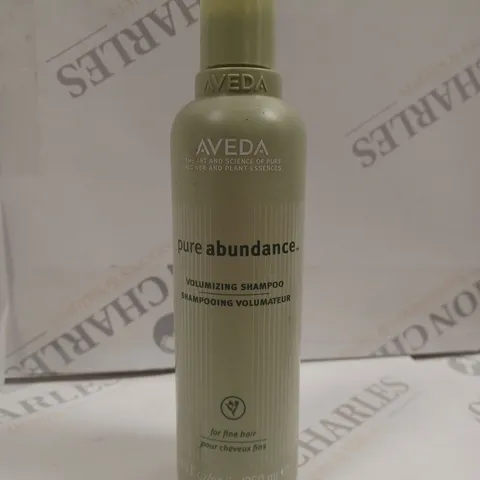 PURE ABUNDANCE VOLUMIZING SHAMPOO - 250ML