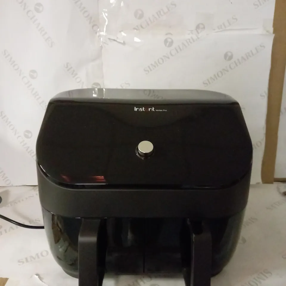 INSTANT VORTEX PLUS DUAL BASKET AIR FRYER